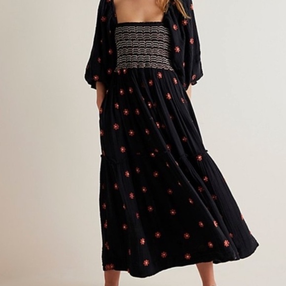 Free People Dahlia embroidered smocked midi dress in black - Picture 2 of 6